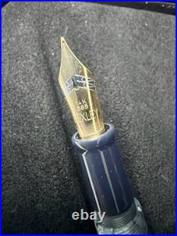 Bexley Goldline Sterling Silver Cap Fountain Pen Eggshell Green/Blue M Nib