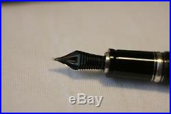 Boheme Montblanc Sterling Silver Fountain pen with Blue Synthetic Sapphire