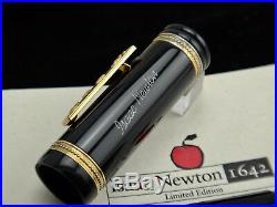 DELTA Isaac Newton Vermeil With Sapphire Limited Edition Fountain Pen 403/1642 M