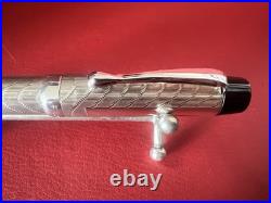 FERRARI Vintage 1980s 925 Sterling Silver Guilloché Fountain Pen Set