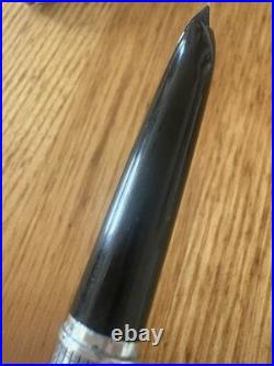 JAPAN PILOT Sterling Silver 1975 vintage 18K nib size F fountain pen