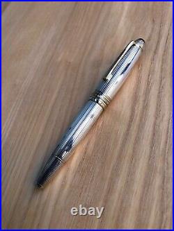 Montblanc Meisterstück 146 Le Grand Solitaire Pinstripe Sterling Silver Fountain