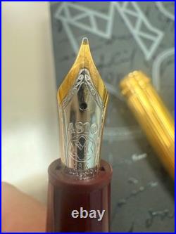 Montblanc Meisterstück Solitaire Doué 1462 Bordeaux Vermeil Fountain Pen M