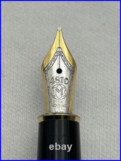 Montblanc Solitaire Sterling Silver Pinstripe, 144 Fountain Pen-VG condition