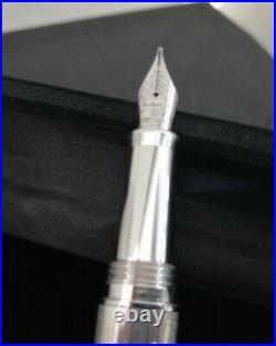 Montegrappa Memoria Pinstripe 925 Sterling Silver Fountain Pen Beautiful