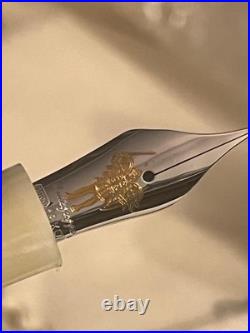 Montegrappa My Guardian Angel Sterling Silver Fountain Pen ISCUA2SW New In Box