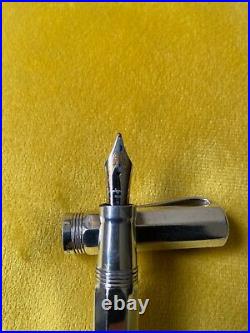 Montegrappa Reminiscence. 925 Sterling Silver. 1980's. Italy. 18k Gold Nib