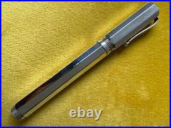 Montegrappa Reminiscence. 925 Sterling Silver. 1980's. Italy. 18k Gold Nib
