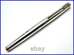 NICE VINTAGE c1970 PARKER 75 SMOOTH STERLING SILVER KEEPSAKE FOUNTAIN PEN 14K F
