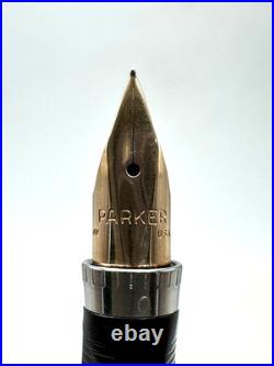 NICE VINTAGE c1970 PARKER 75 SMOOTH STERLING SILVER KEEPSAKE FOUNTAIN PEN 14K F