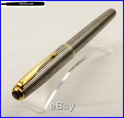 Old Parker Cartridges Fountain Pen Sonnet Sterling Silver with 18 C. Italic nib