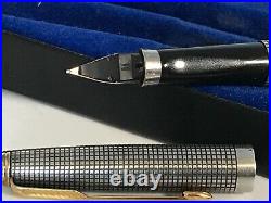 Original Parker 75 Sterling Silver Fountain Pen Made in USA 14kt Gold Point Box