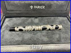 PARKER SNAKE Fountain Pen Sterling Silver Emeralds 18K Med nib Year 1997 NEW