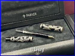 PARKER SNAKE Fountain Pen Sterling Silver Emeralds 18K Med nib Year 1997 NEW