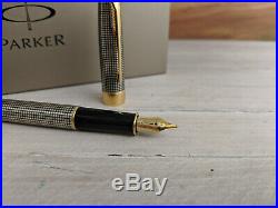 PARKER Sonnet Sterling Silver 18K Nib Fountain Pen, EXCELLENT