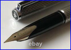 PILOT Vintage Fountain Pen CUSTOM STERLING SILVER 1976 18K F with converter