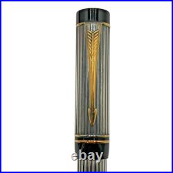 Parker Duofold Centennial Sterling Silver Fountain Pen 18k Gold Medium Nib Parker Duofold Centennial Sterling Silver Fountain Pen 18k Gold Medium Nib