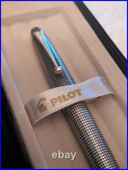 Pilot SILVERN (Sterling Silver) 18K Fountain Pen Lattice Medium Nib FK-5MS-KO-M
