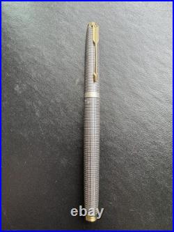 RARE PARKER 75 CISELE STERLING & 14K gold nib, FOUNTAIN PEN. Lifetime Warranty