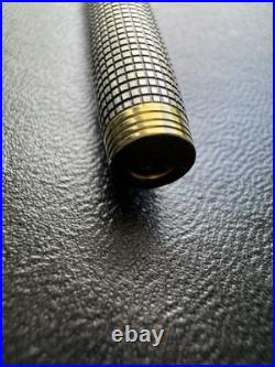 RARE PARKER 75 CISELE STERLING & 14K gold nib, FOUNTAIN PEN. Lifetime Warranty