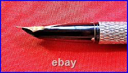 Sheaffer Imperial Sterling Silver Fountain Pen 14 K Gold Nib. Excellent Condition