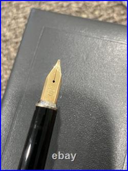 VINTAGE CROSS FOUNTAIN PEN STERLING SILVER 14k Medium NIB AT Personalized