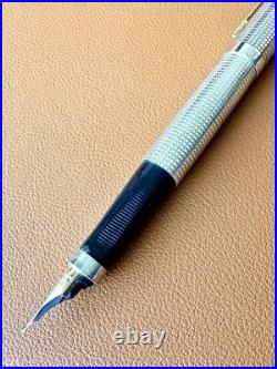 Vintage PARKER 75 Sterling Silver Fountain Pen Medium Nib Perfection