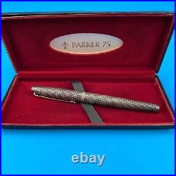 Vintage Parker 75 Fountain Pen Sterling Silver 14k Gold withcase and box X-FINE