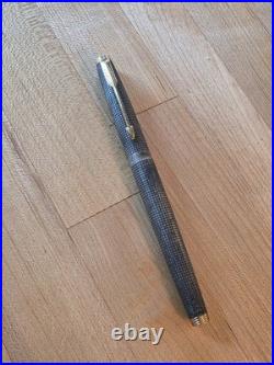 Vintage Parker Cisele Sterling Silver 14K Nib Fountain Pen Collectible Rare