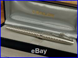 Vintage SAILOR Sterling Silver EF 18K Gold Nib Fountain Pen