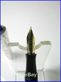 WATERMAN 452 1/2 V Ideal Sterling silver fountain pen flexible M nib