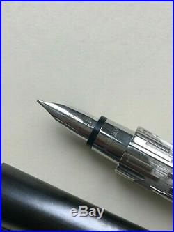 Waterman Serenite Grey Titanium Fountain Pen 18k Nib